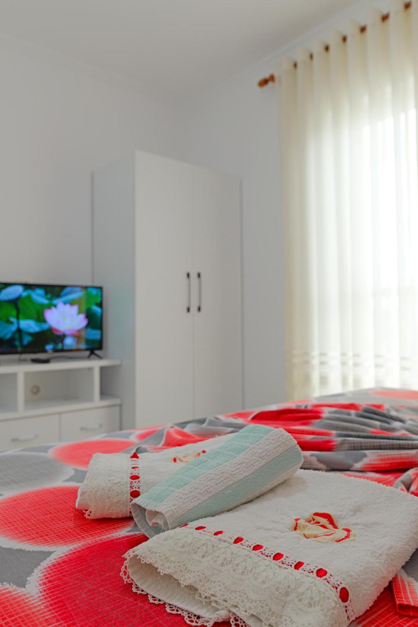 Vila Marina Apartments Sarande Ngoại thất bức ảnh