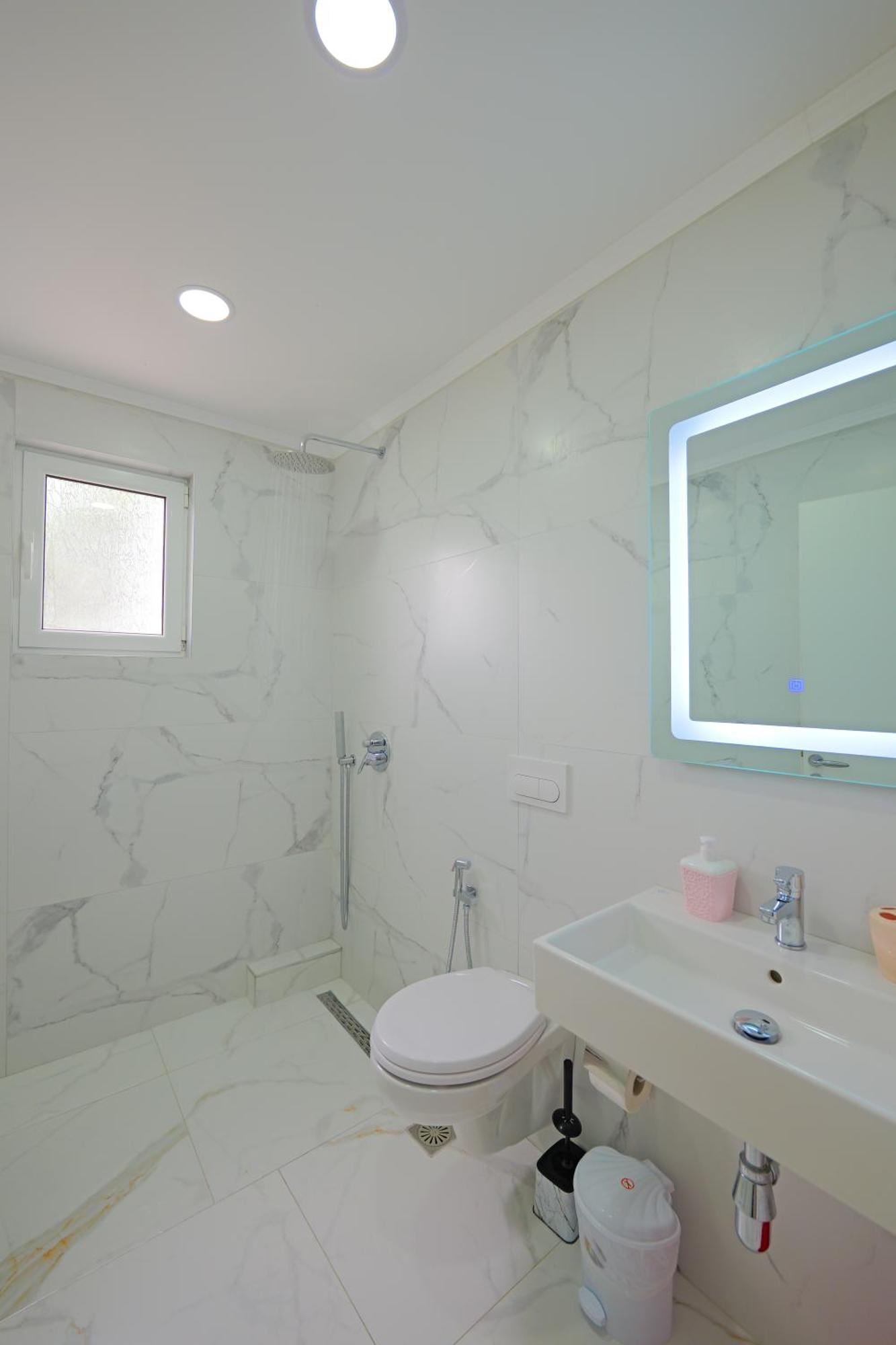 Vila Marina Apartments Sarande Ngoại thất bức ảnh
