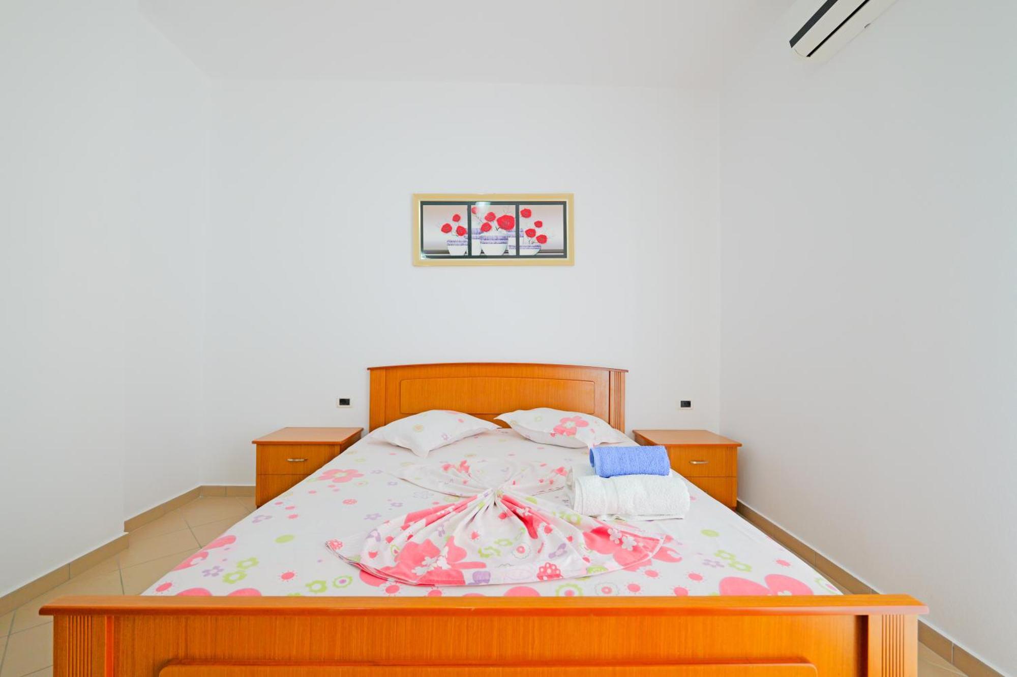 Vila Marina Apartments Sarande Ngoại thất bức ảnh