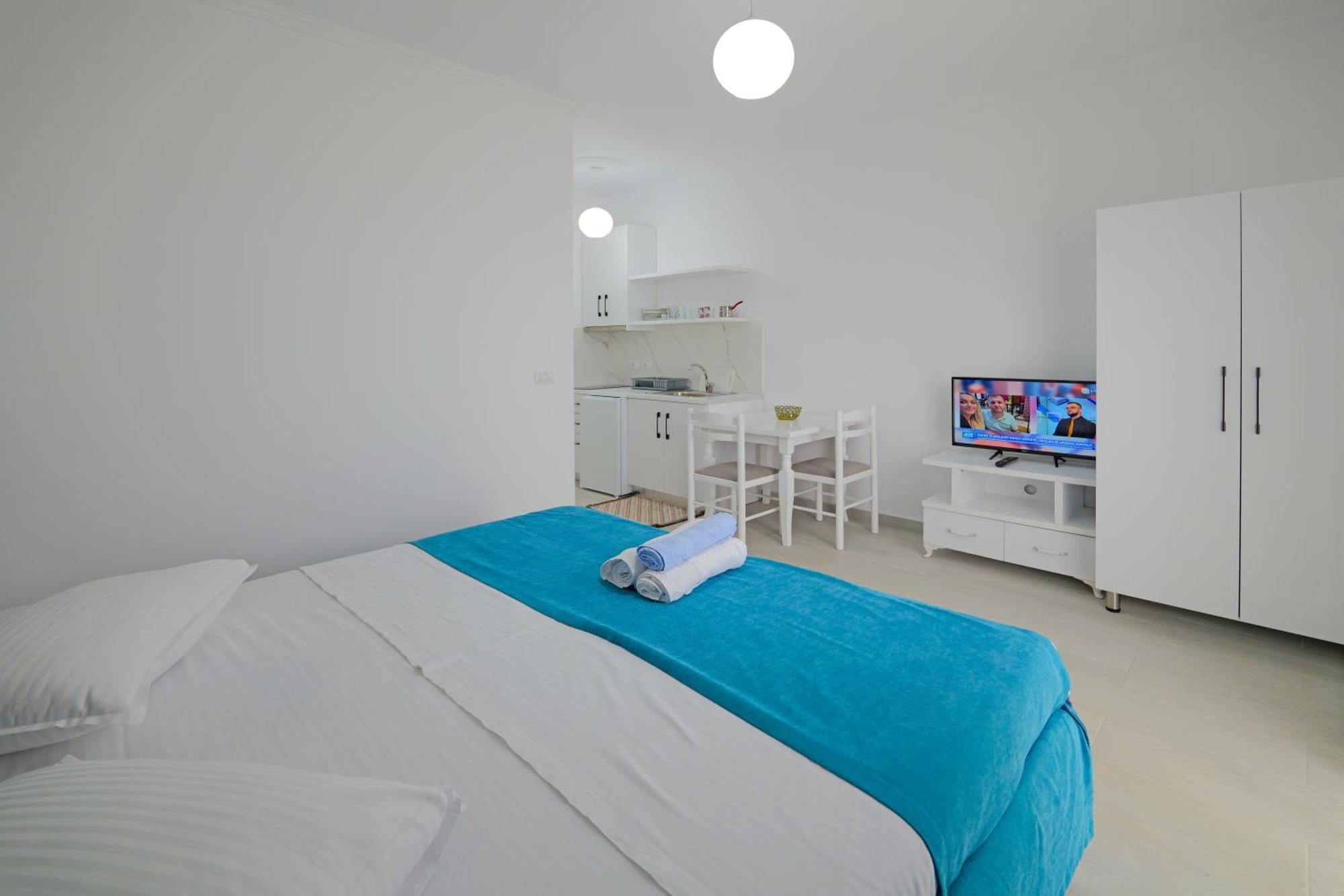 Vila Marina Apartments Sarande Ngoại thất bức ảnh